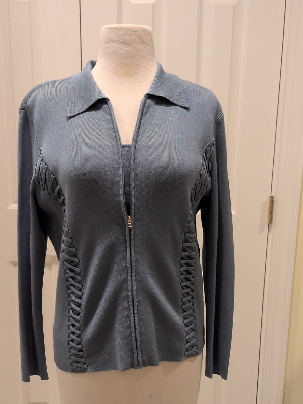 vintage Dana Buchman Petite, steel Blue, Ribbed Knit,  2 piece sweater set.
